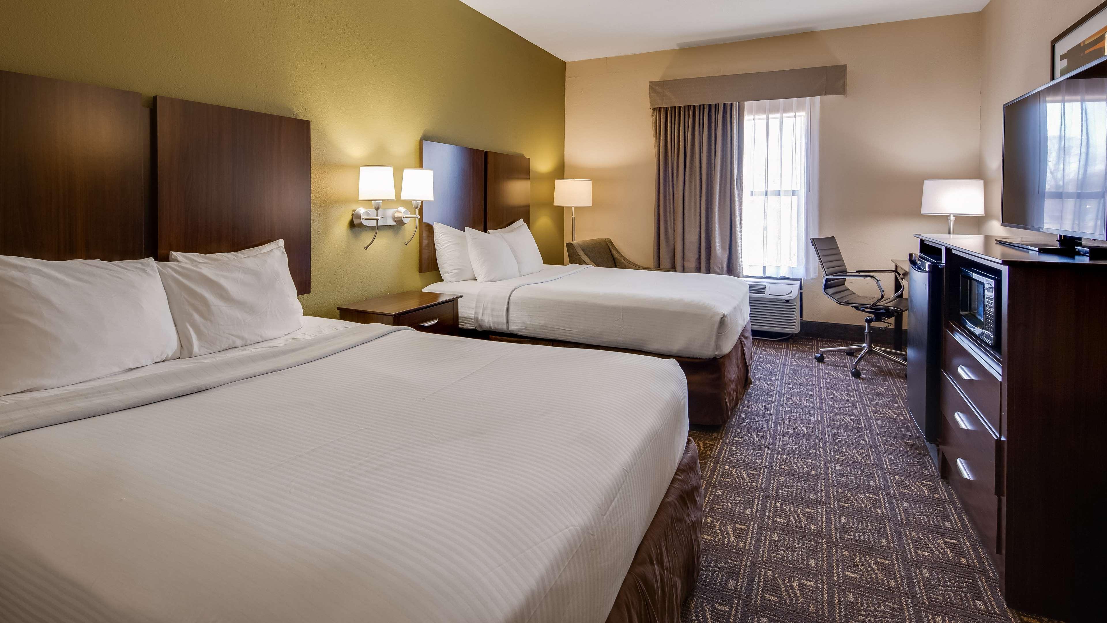 Best Western Rayne Inn Екстер'єр фото