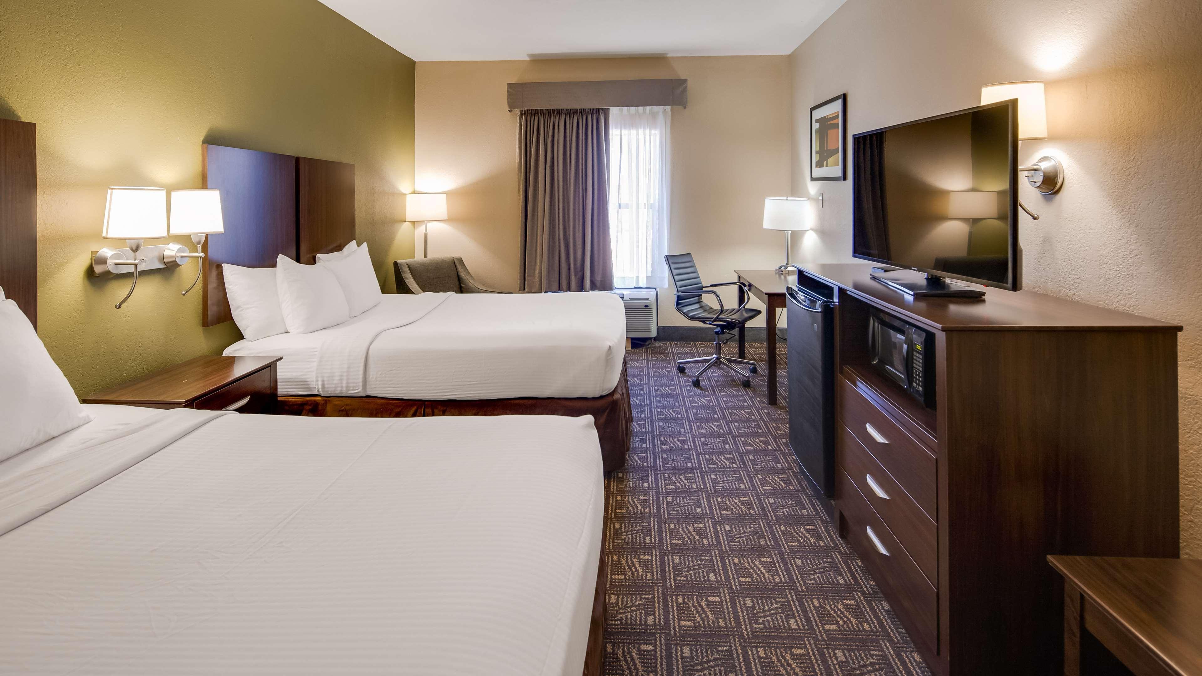 Best Western Rayne Inn Екстер'єр фото
