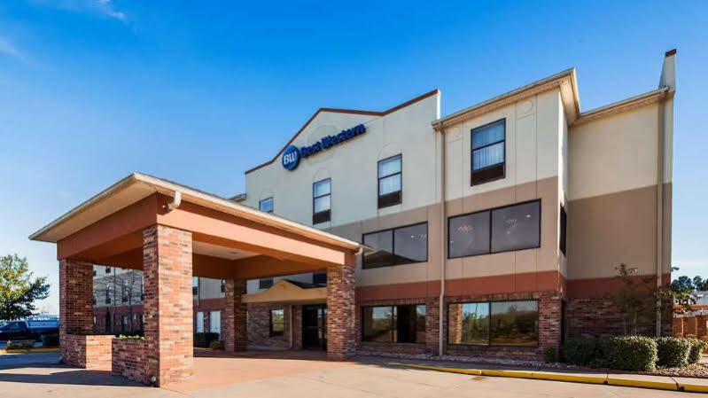 Best Western Rayne Inn Екстер'єр фото